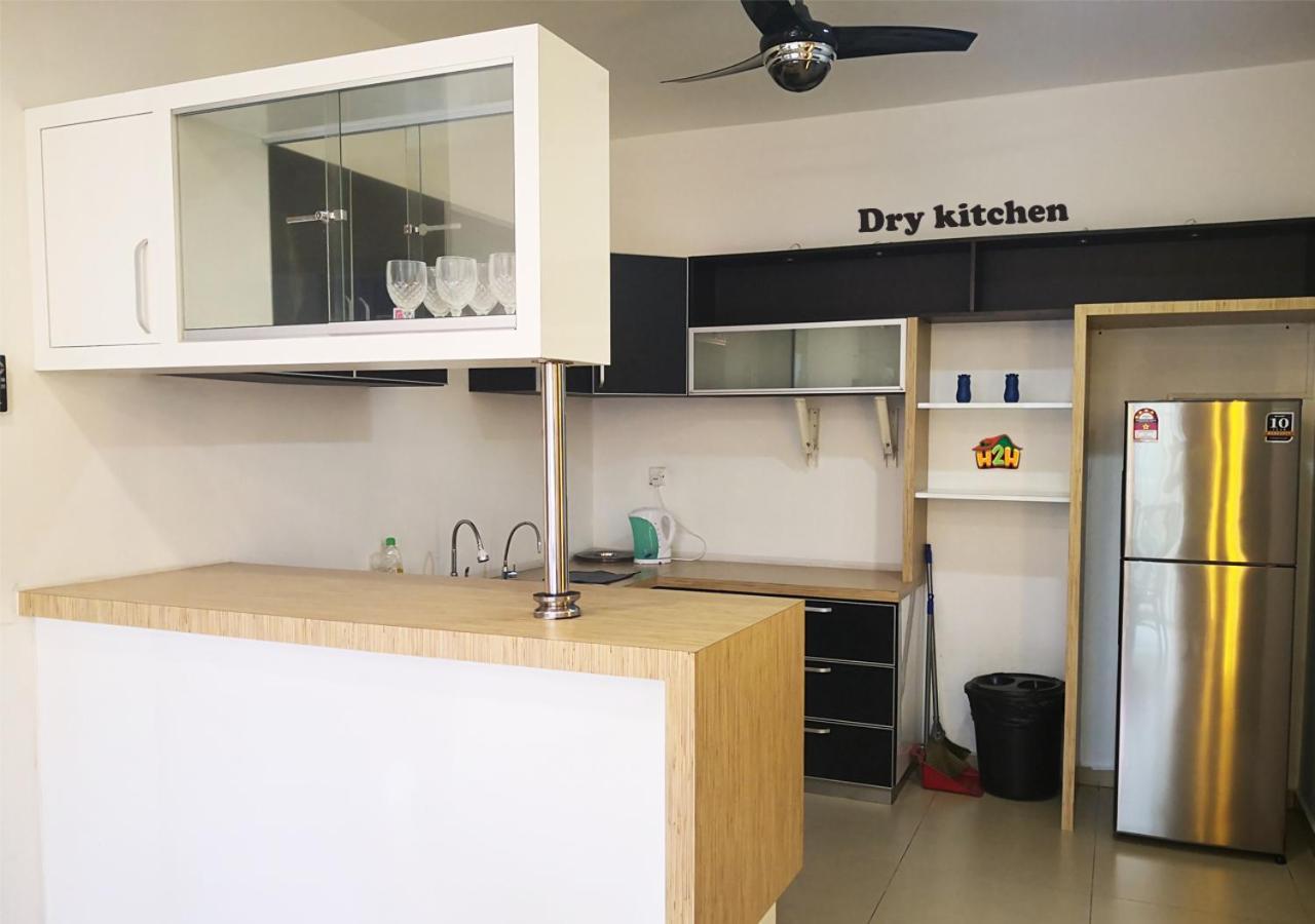 H2H - Cy Botani Vacation House อิโปห์ ภายนอก รูปภาพ