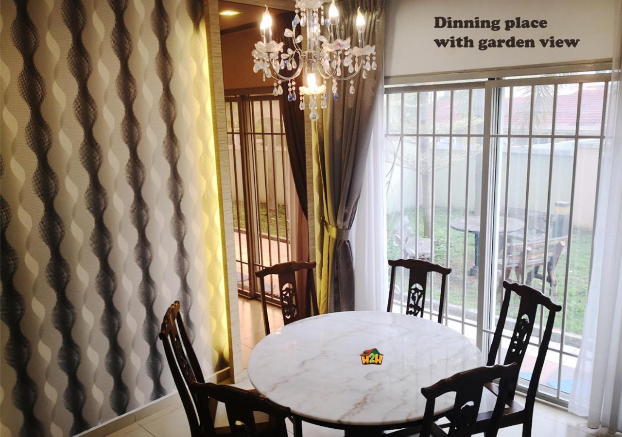 H2H - Cy Botani Vacation House อิโปห์ ภายนอก รูปภาพ